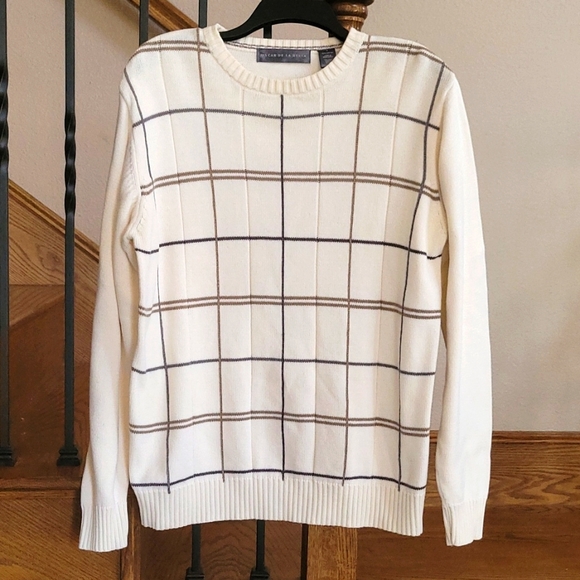 Oscar de la Renta Other - Oscar De La Renta Cream Knit Sweater